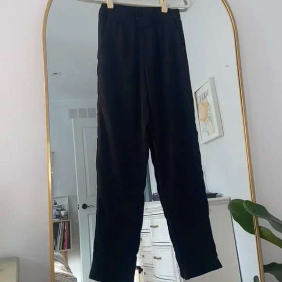 H&M Pants - Picture 3 of 5